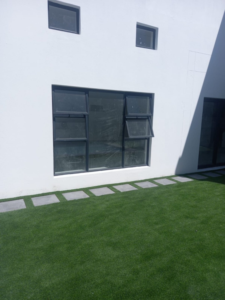 3 Bedroom Property for Sale in Sandown Western Cape